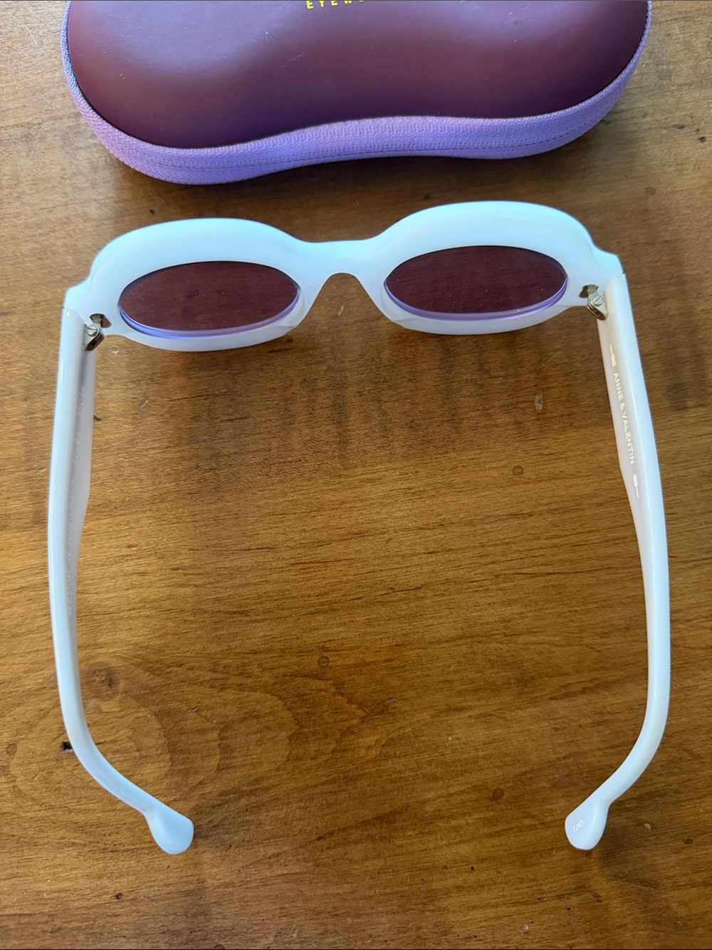 Le Specs White Frame Sunglasses with Lavender Lenses - Picture 2 of 5